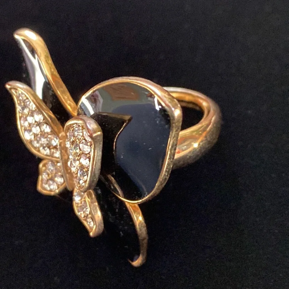 Spring Street Rhinestone & Enamel Butterfly Ring - Picture 3 of 6